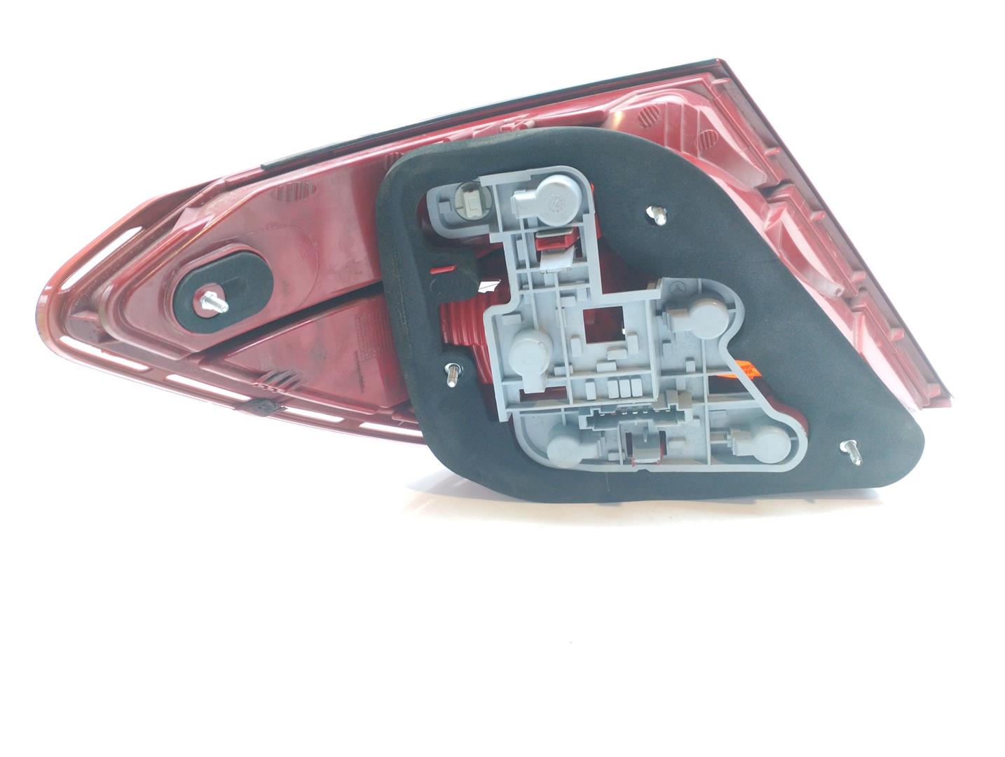 MERCEDES-BENZ C-Class W204/S204/C204 (2004-2015) Rear Right Taillight Lamp 2049068602R, 2049068602 22707610