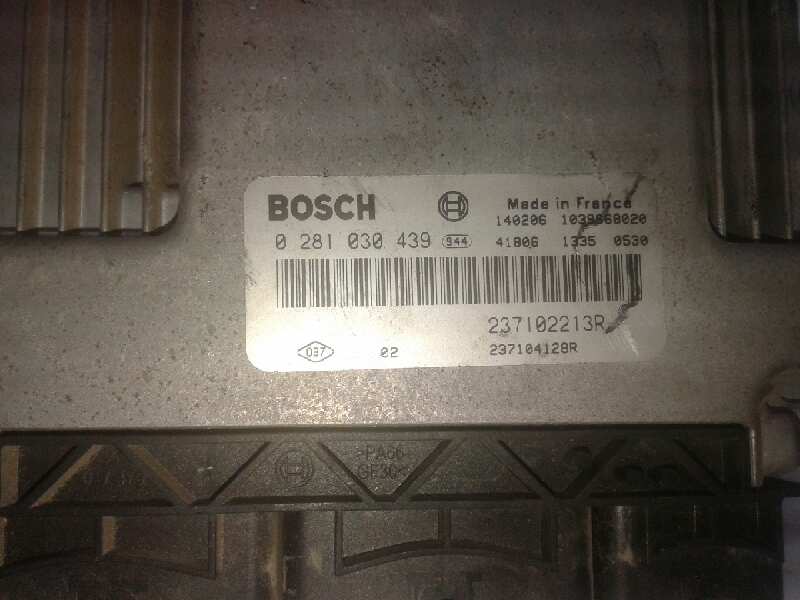 DACIA Engine Control Unit ECU 0281030439,237102213R 25350086