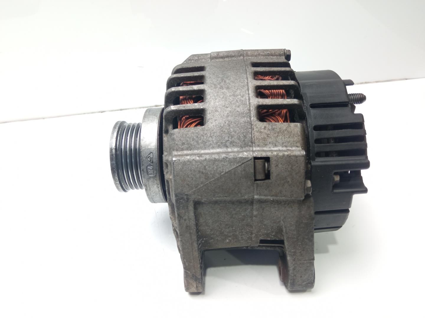 TOYOTA Clio 2 generation (1998-2013) Alternator 8200022774, SG12B038, 2542470G 18477595