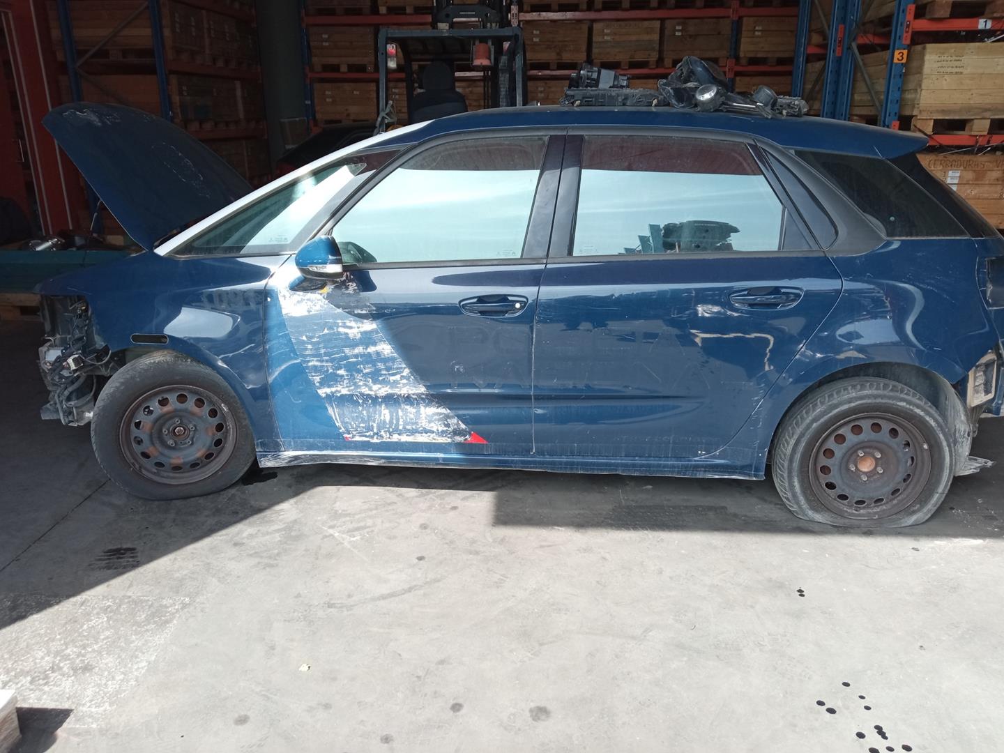 CITROËN C4 Picasso 2 generation (2013-2018) Противотуманка бампера передняя правая 6208Q3, 89211690 18462044