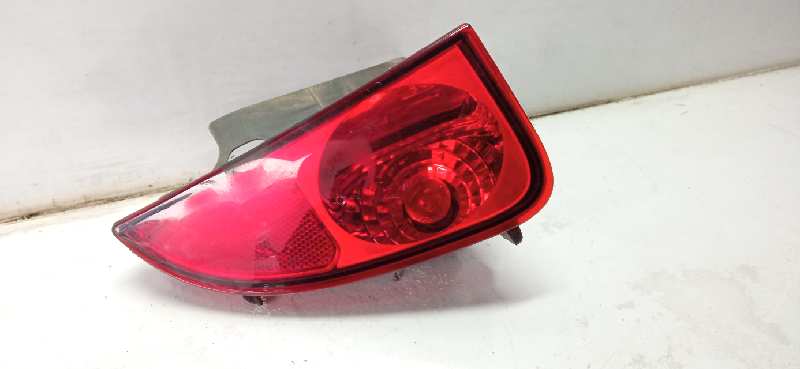 RENAULT Espace 4 generation (2002-2014) Rear Right Fog Light 8200027154 18431975