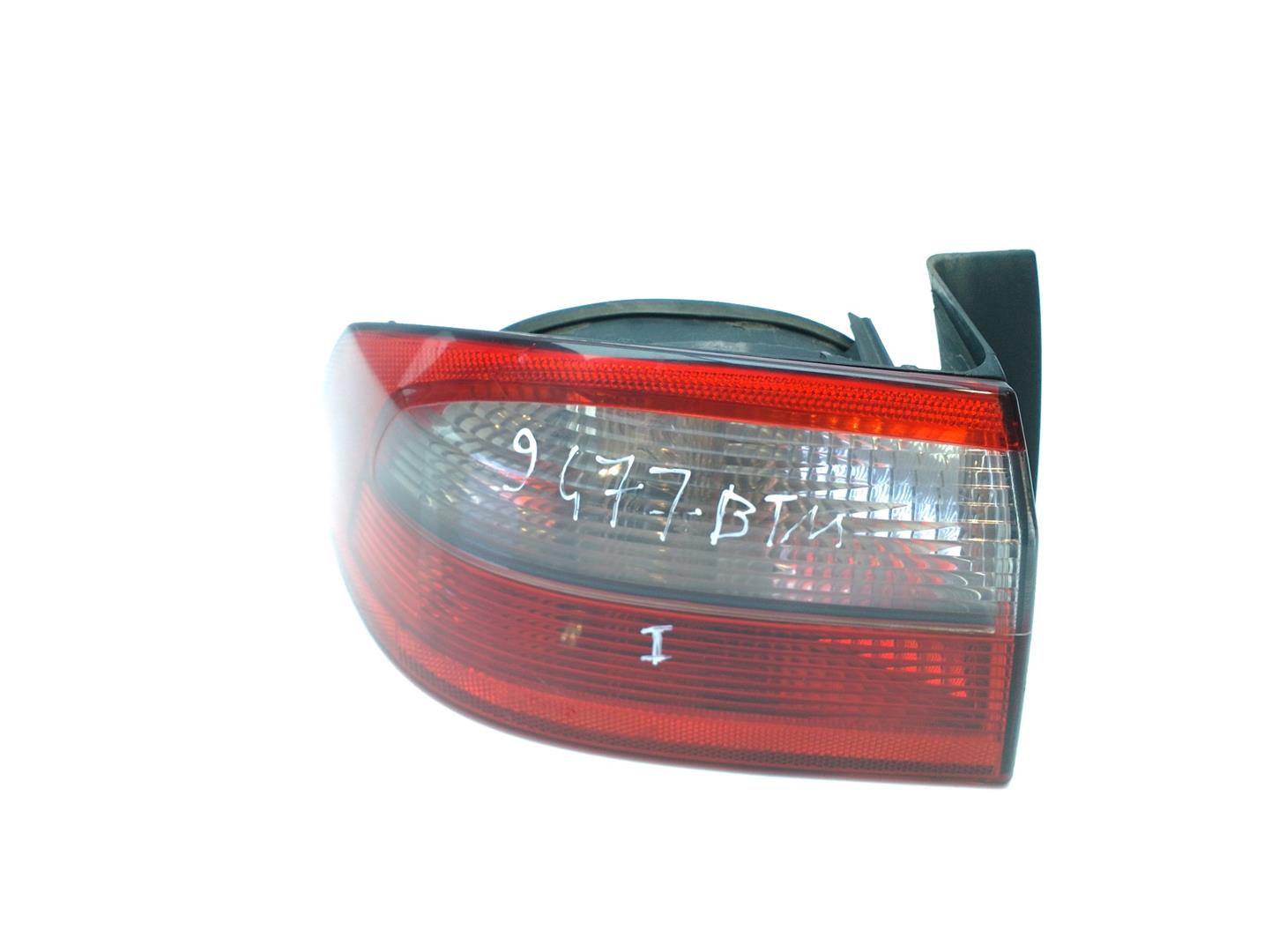 RENAULT Laguna 2 generation (2001-2007) Фонарь задний правый 8200002473 22704469