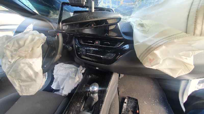 TOYOTA C-HR 1 generation (2016-2023) Front Left Door Lock 69040F4020, 6904002491 18425398