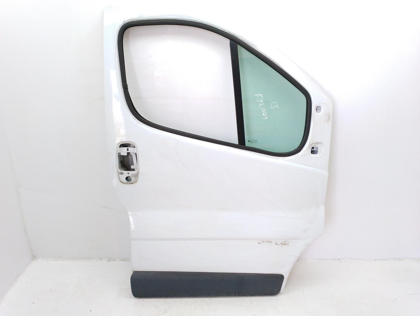 RENAULT Trafic 2 generation (2001-2015) Front Right Door 7751472215 20391078