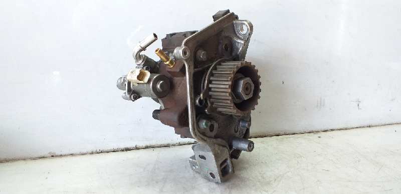 FORD Focus 3 generation (2011-2020) High Pressure Fuel Pump 9676289780, A2C53384062 18424275