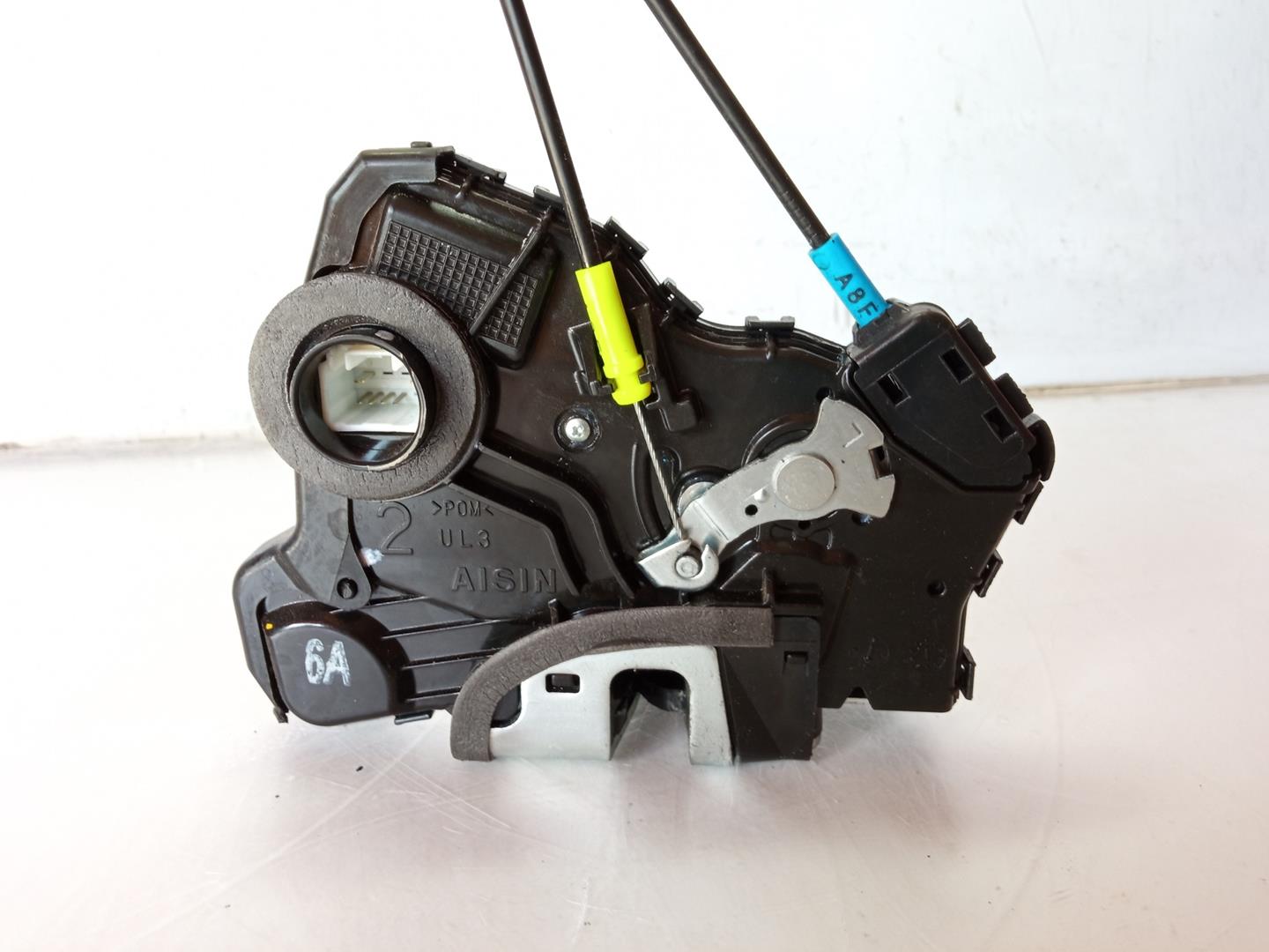 TOYOTA Auris 2 generation (2012-2015) Front Left Door Lock A084219,6904002211 18444009