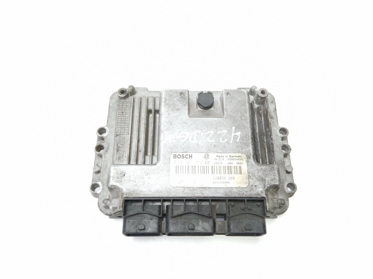 RENAULT Megane 2 generation (2002-2012) Engine Control Unit ECU 8200391966,0281011776 18487484