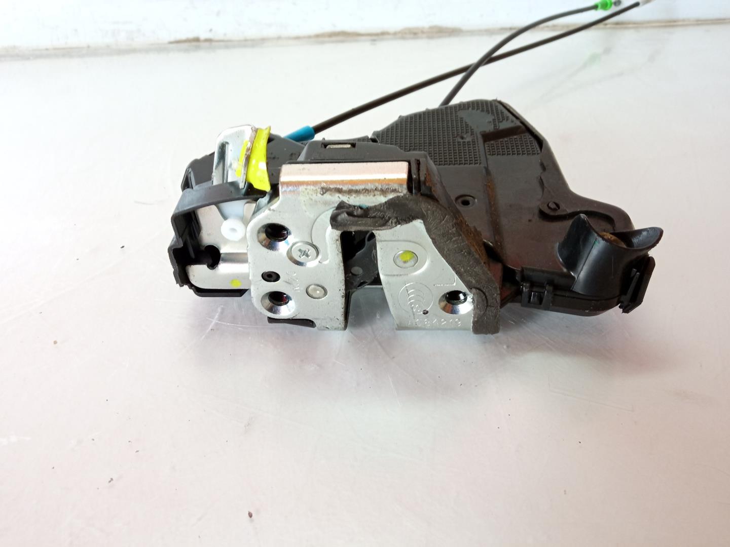 TOYOTA Auris 2 generation (2012-2015) Front Left Door Lock A084219,6904002211 18444009