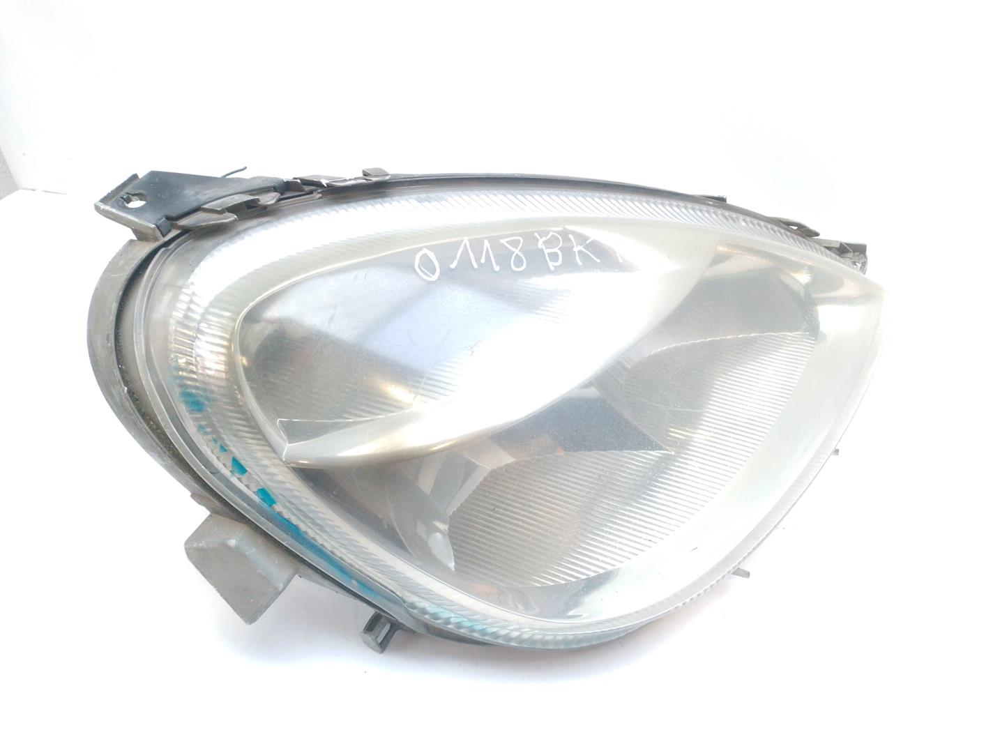 FIAT A-Class W168 (1997-2004) Front Right Headlight A1688201861 22707914