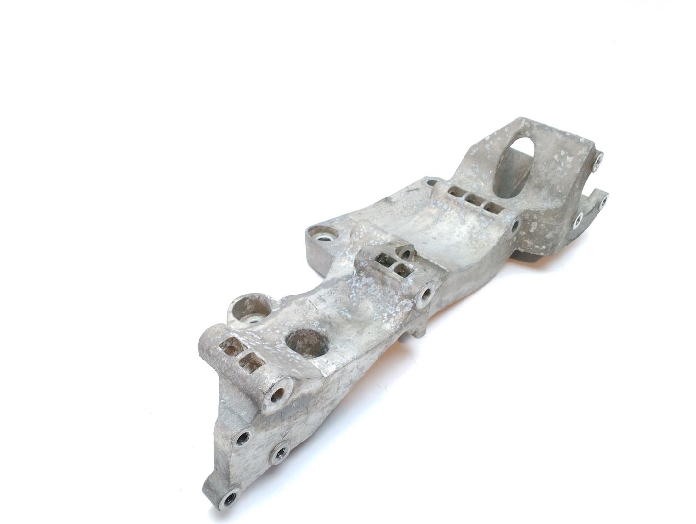 AUDI A3 8L (1996-2003) Alternator bracket 06A903143P 22705470