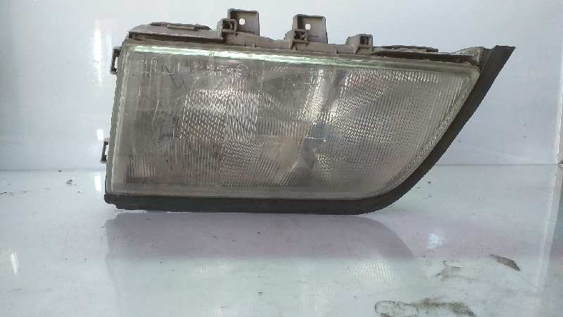 MERCEDES-BENZ C-Class W202/S202 (1993-2001) Front venstre frontlykt 0301036205 18397615