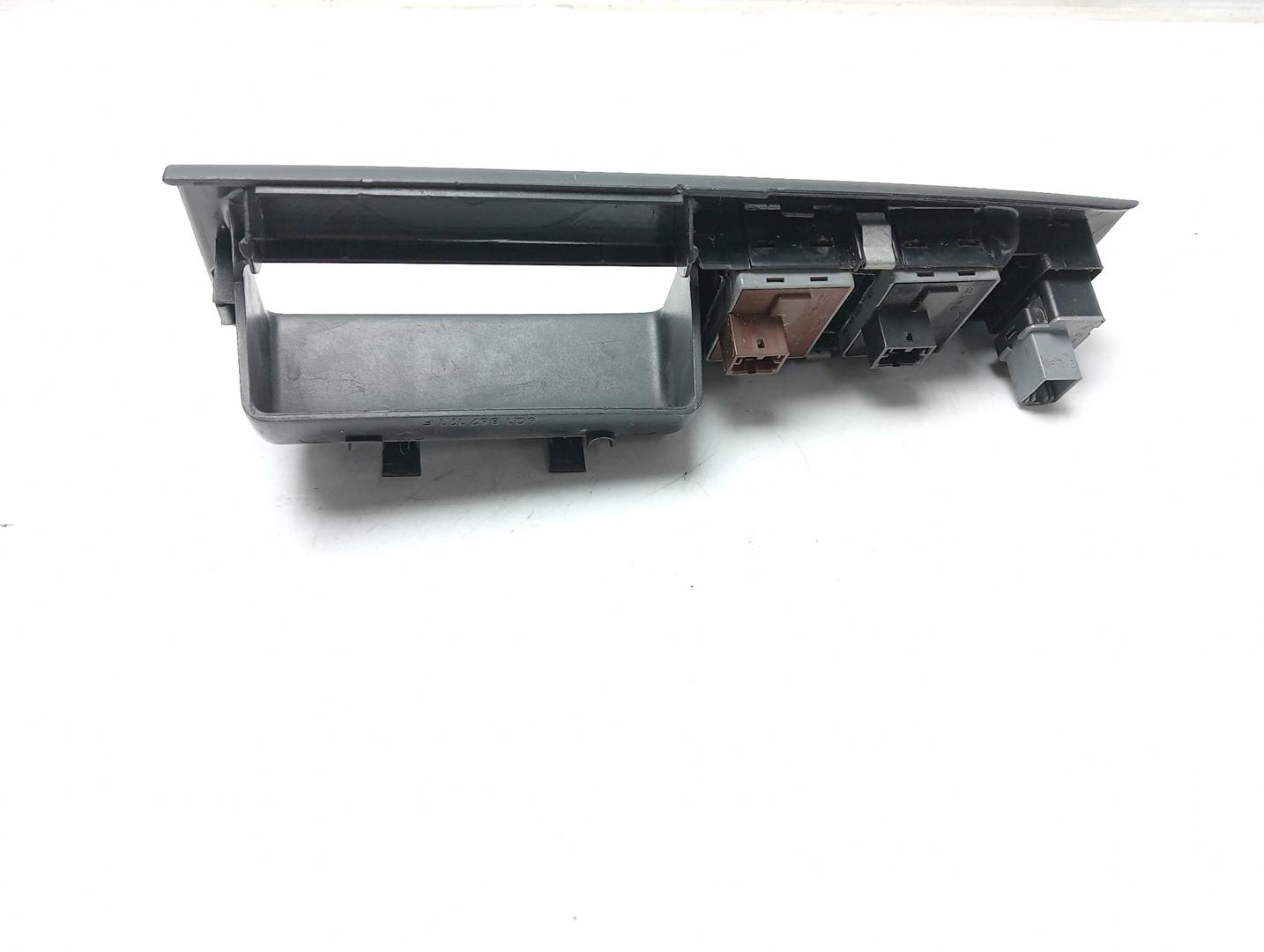 VOLKSWAGEN Polo 4 generation (2001-2009) Front Left Door Window Switch 6Q1867171F 22707054