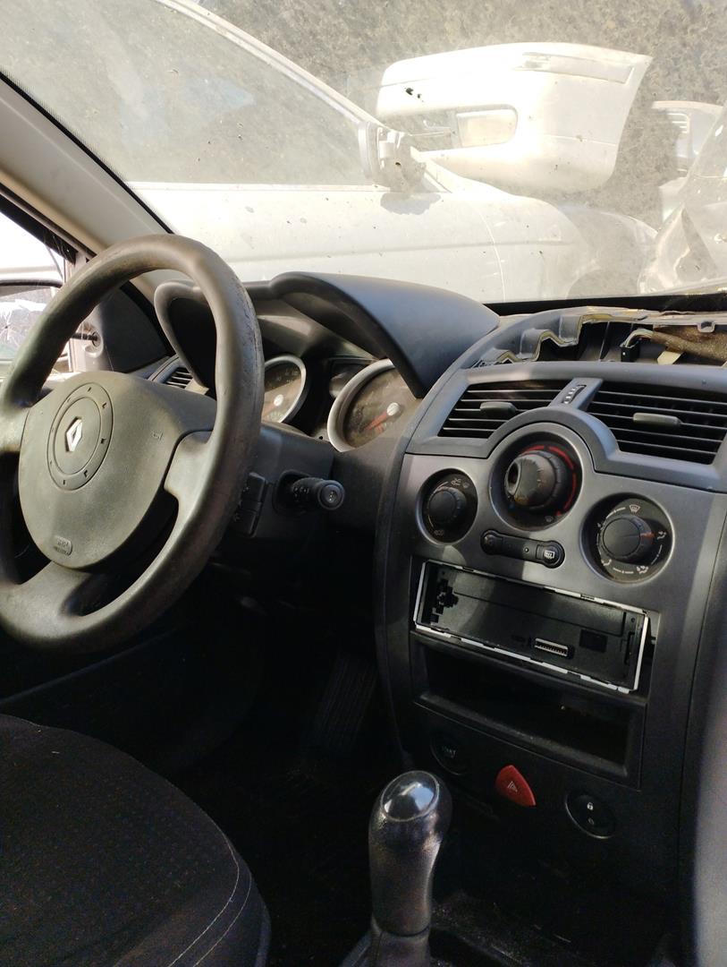 LANCIA Megane 2 generation (2002-2012) Jobb hátsó lámpa  8200073237 18460237