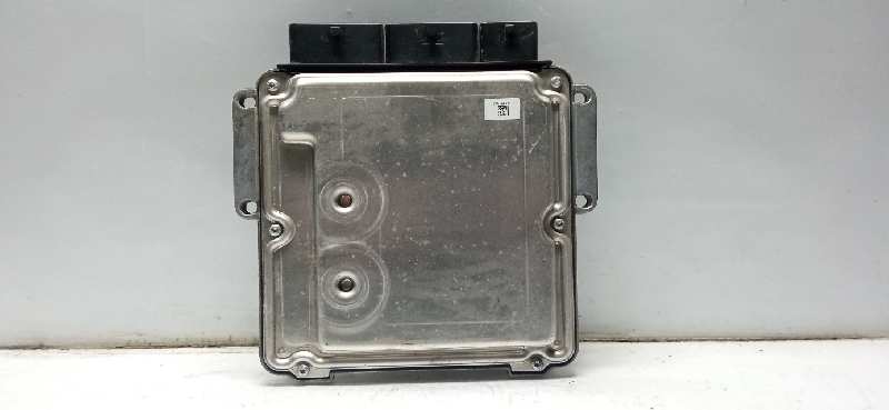 RENAULT Clio 3 generation (2005-2012) Motorkontrolenhed ECU 237102213R,0281030439 18432815