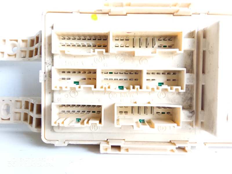 HYUNDAI Santa Fe CM (2006-2013) Fuse Box 919502B200 25041456