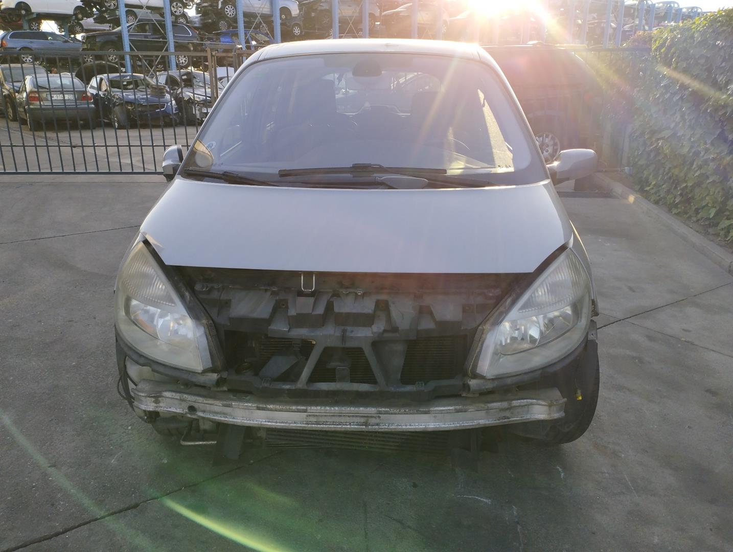 RENAULT Scenic 2 generation (2003-2010) Фара передняя правая 260102336R 22705724