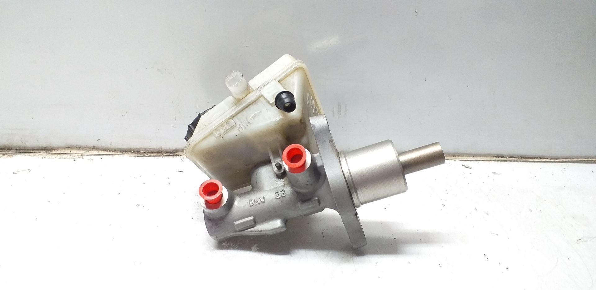 MINI Cooper R50 (2001-2006) Brake Cylinder 03350884831 22678800