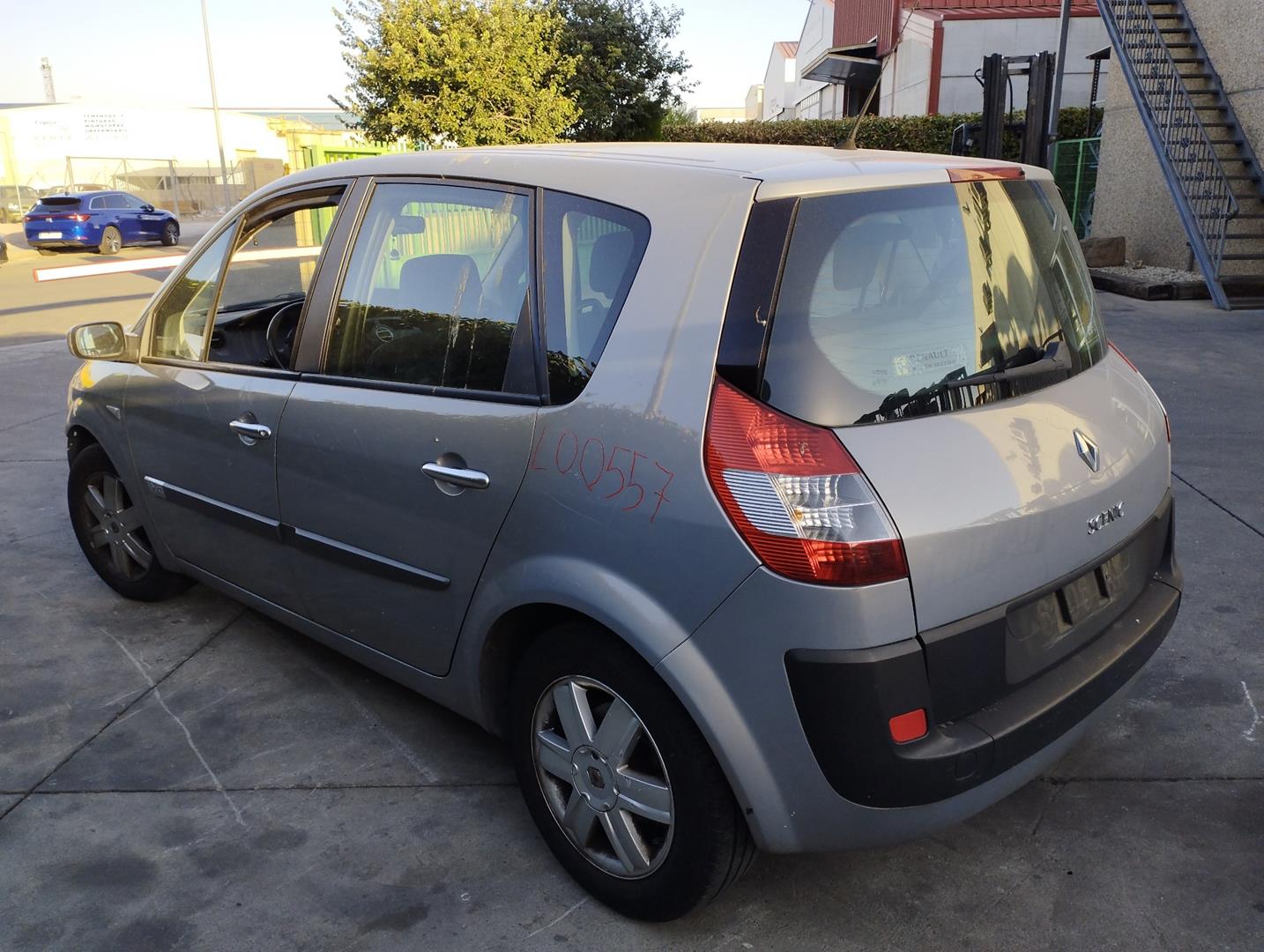 RENAULT Scenic 2 generation (2003-2010) Фара передняя правая 260102336R 22705724