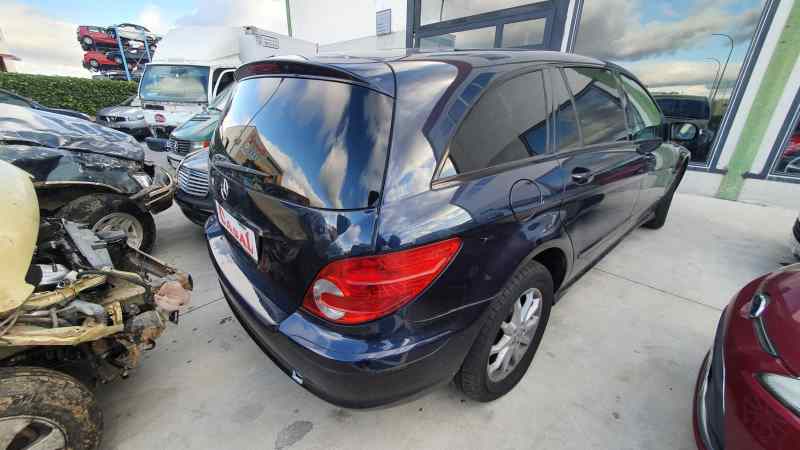 MERCEDES-BENZ R-Class W251 (2005-2017) Bakre stötfångaren A2518850025 22704238