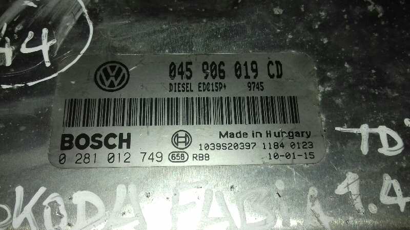 SKODA Fabia 6Y (1999-2007) Motorkontrolenhed ECU 0281012749,045906019CD 18357393