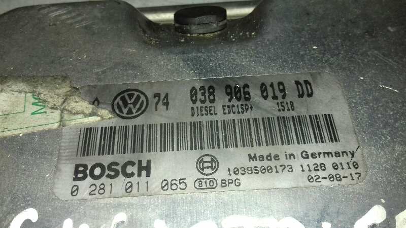 VOLKSWAGEN Bora 1 generation (1998-2005) Motorkontrolenhed ECU 0281011065,038906019DD 18357364