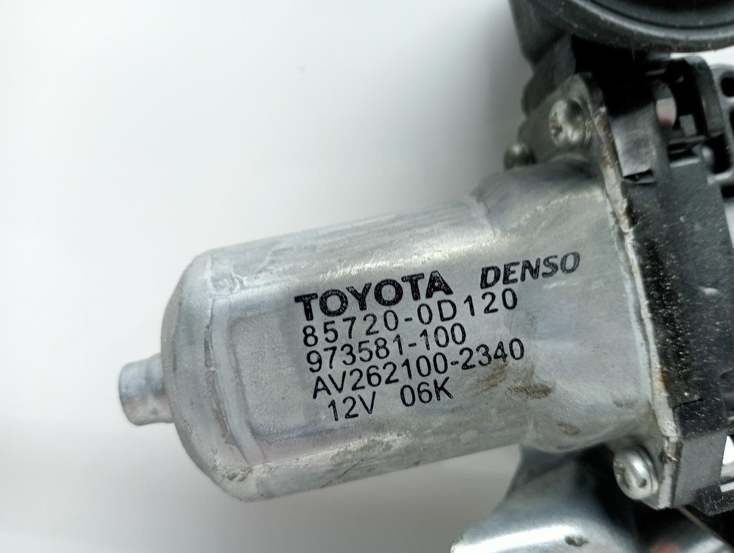 TOYOTA Yaris 3 generation (2010-2019) Galinių dešinių durų stiklo pakelėjas 857200D120, 973581100 22707929