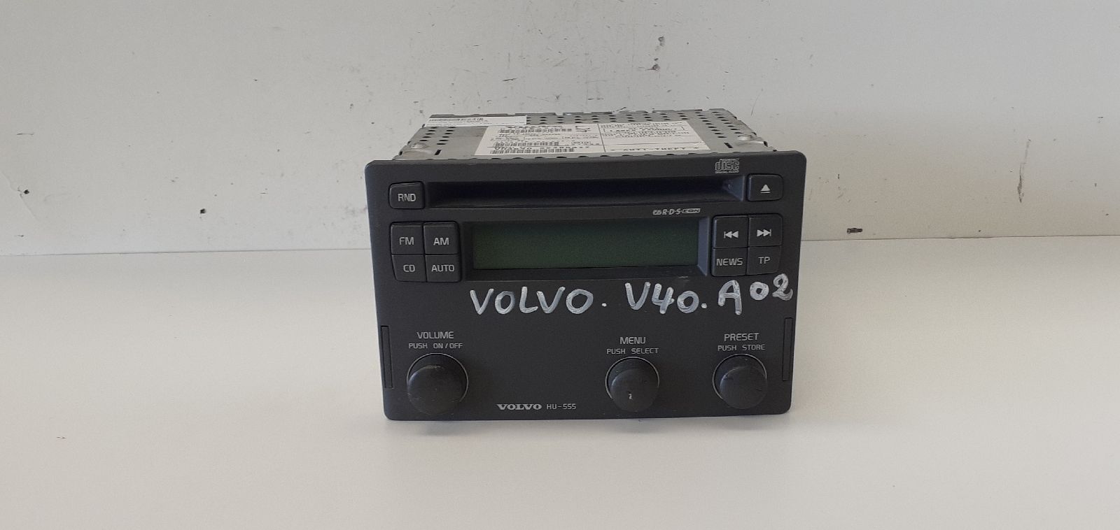 VOLVO V40 1 generation (1996-2004) Muzikos grotuvas be navigacijos P30623407 24094905