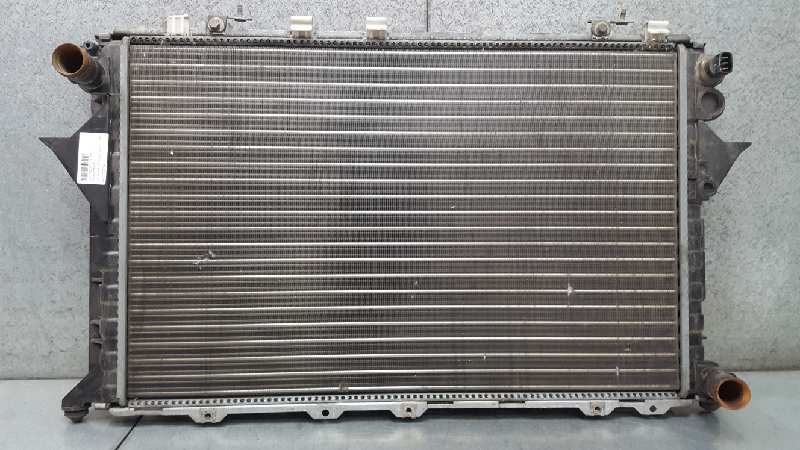 AUDI 100 4A/C4 (1990-1994) Охлаждающий радиатор 4A0121251Q 24032527