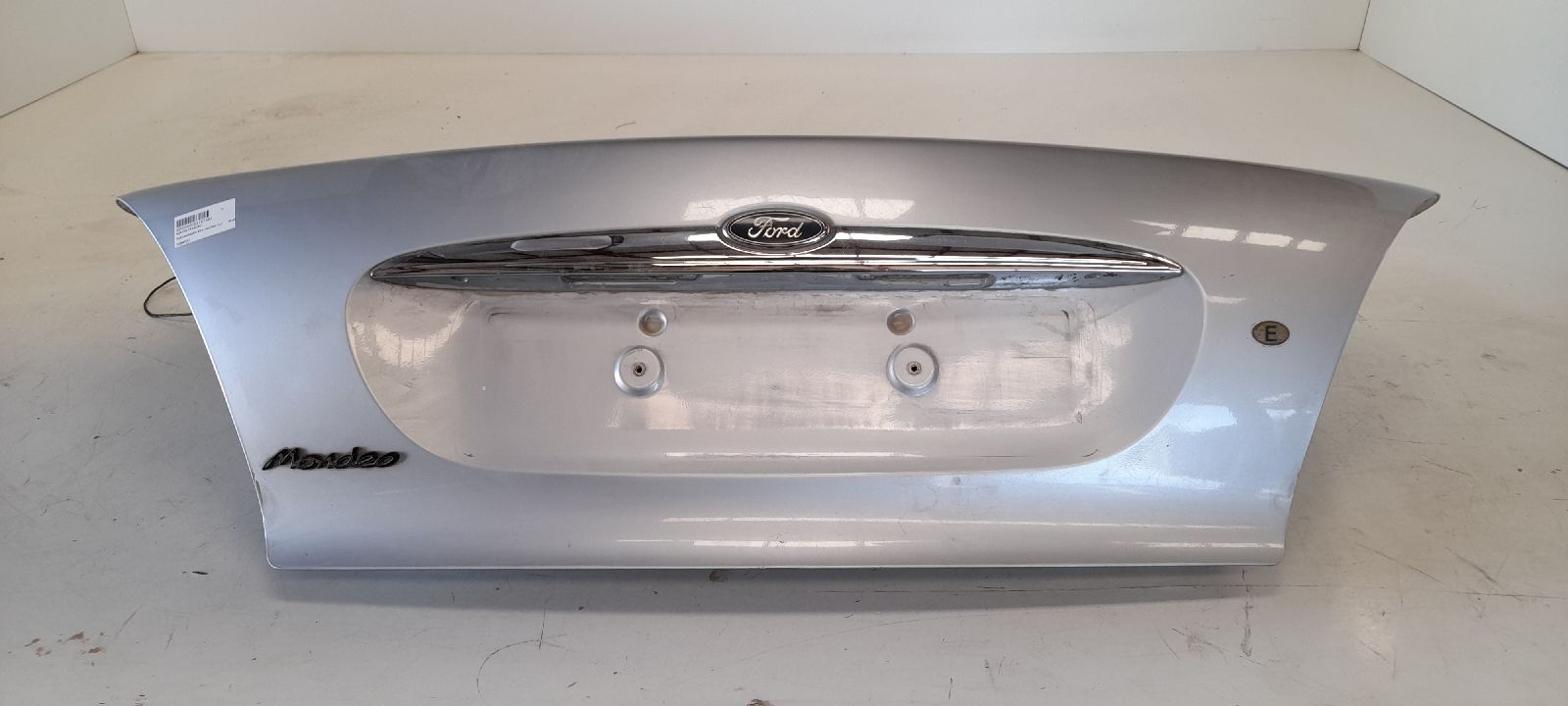FORD Mondeo 2 generation (1996-2000) Bootlid Rear Boot 1084700, TAPAMALETERO 23005177
