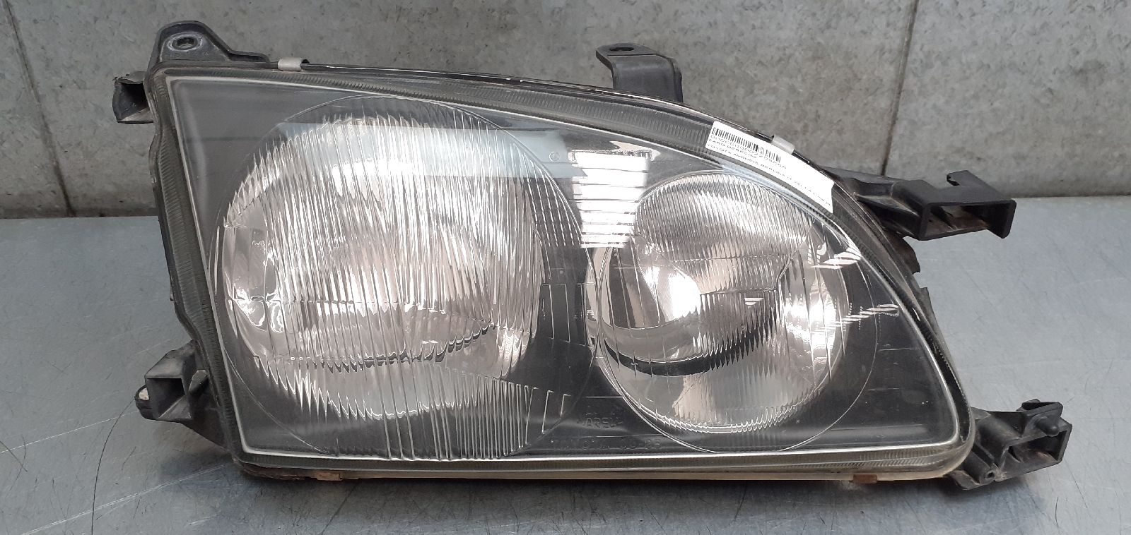 TOYOTA Avensis 2 generation (2002-2009) Front Right Headlight 8113005140 24074999