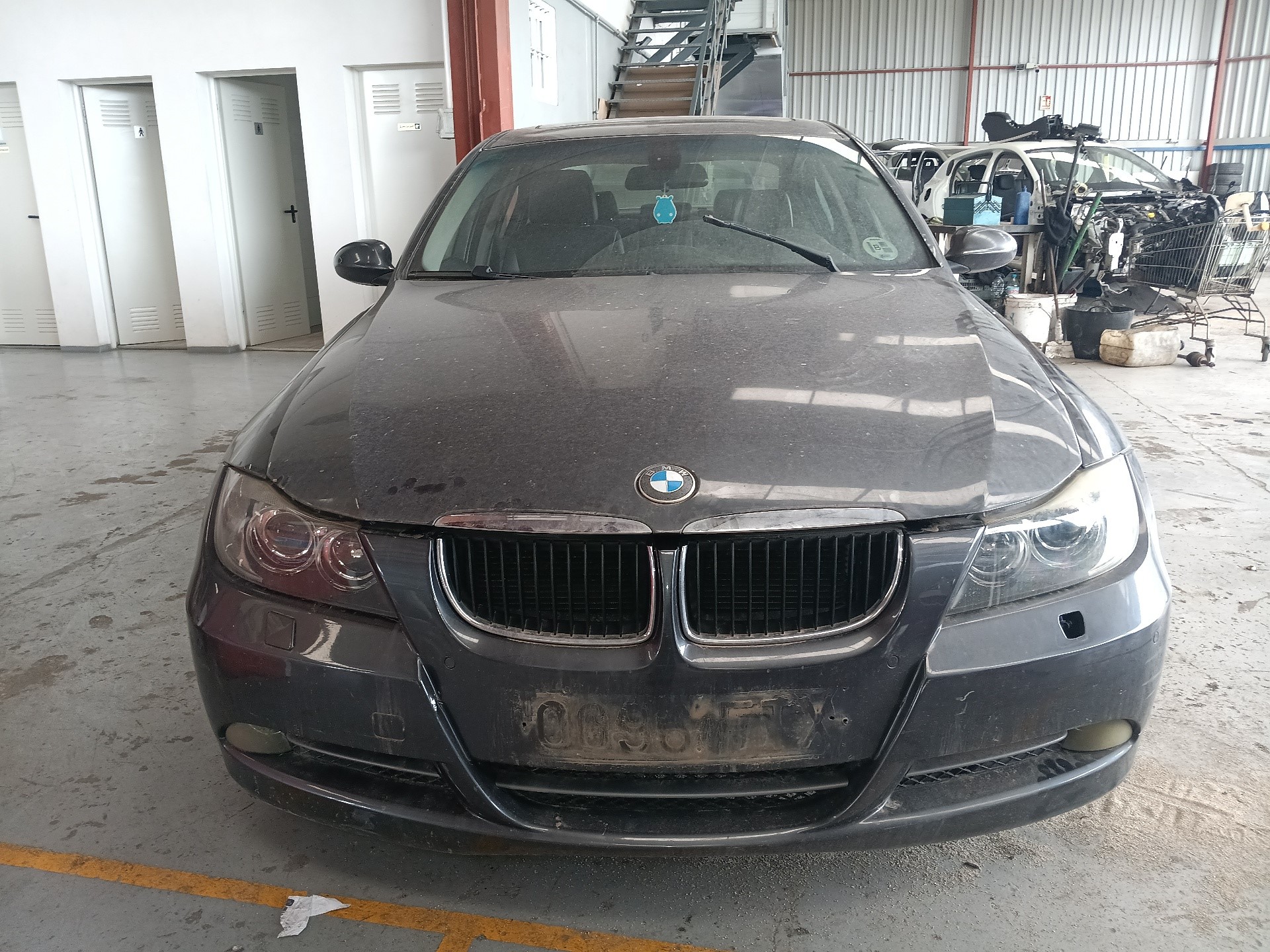 BMW 3 Series E90/E91/E92/E93 (2004-2013) Priekinės apatinės grotelės 25283785