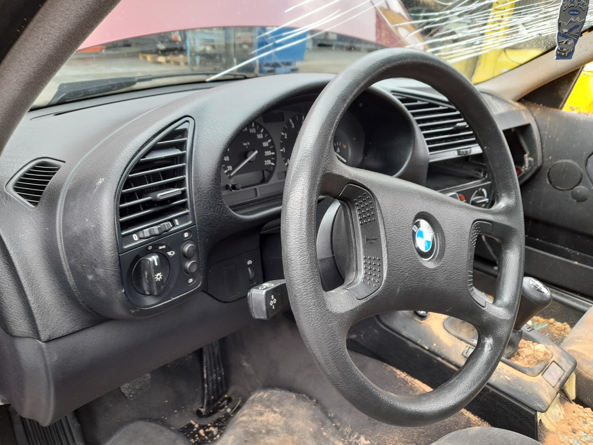 BMW 3 Series E36 (1990-2000) Priekinių dešinių durų stiklo pakelėjas 22316473