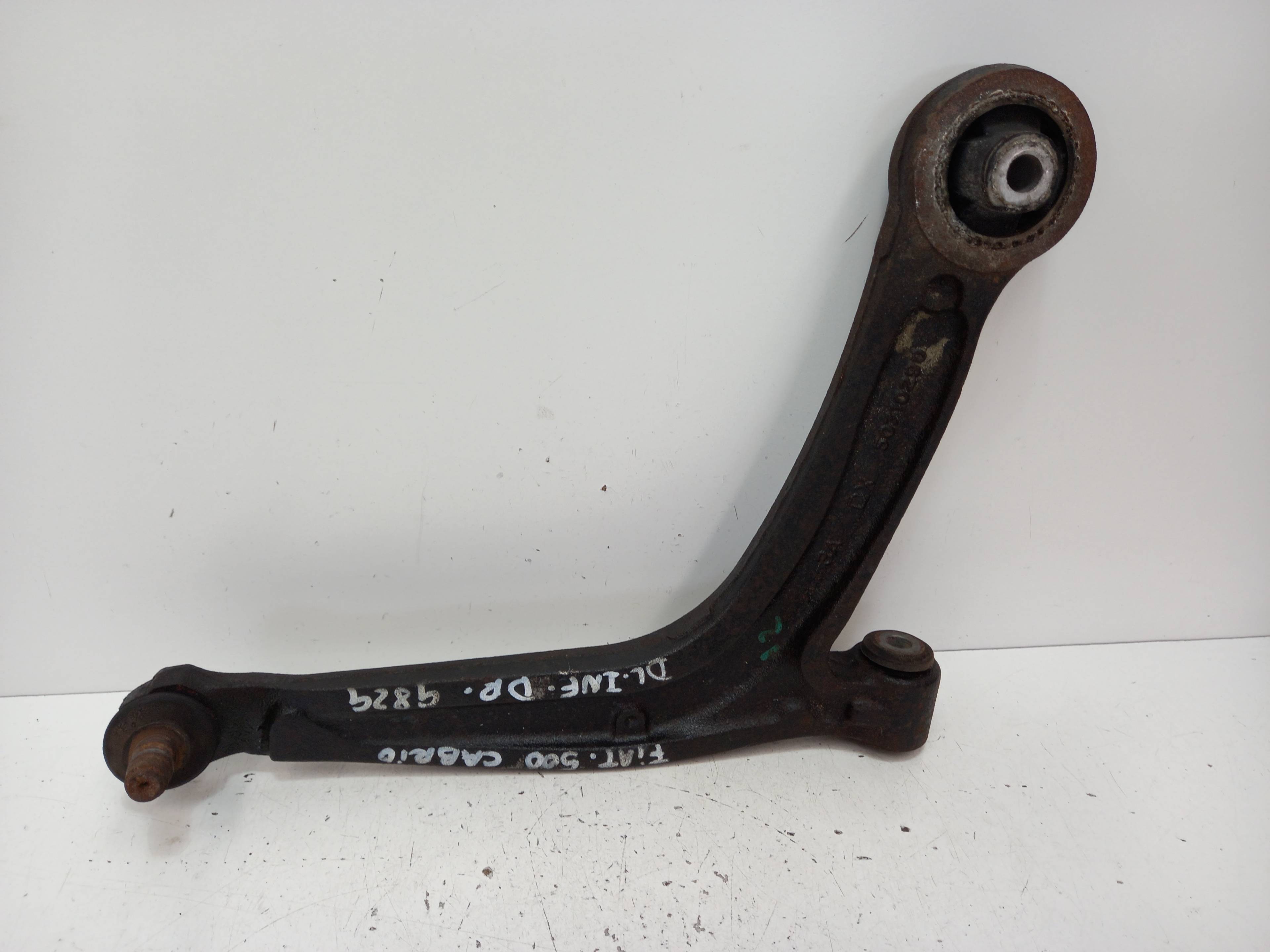 FIAT 500 2 generation (2008-2024) Front Right Arm 50710290 24116359
