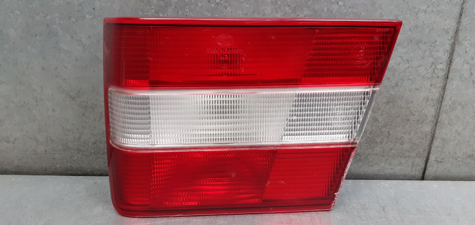 VOLVO 1 generation (1990-1996) Rear Right Taillight Lamp 3534093 24083364