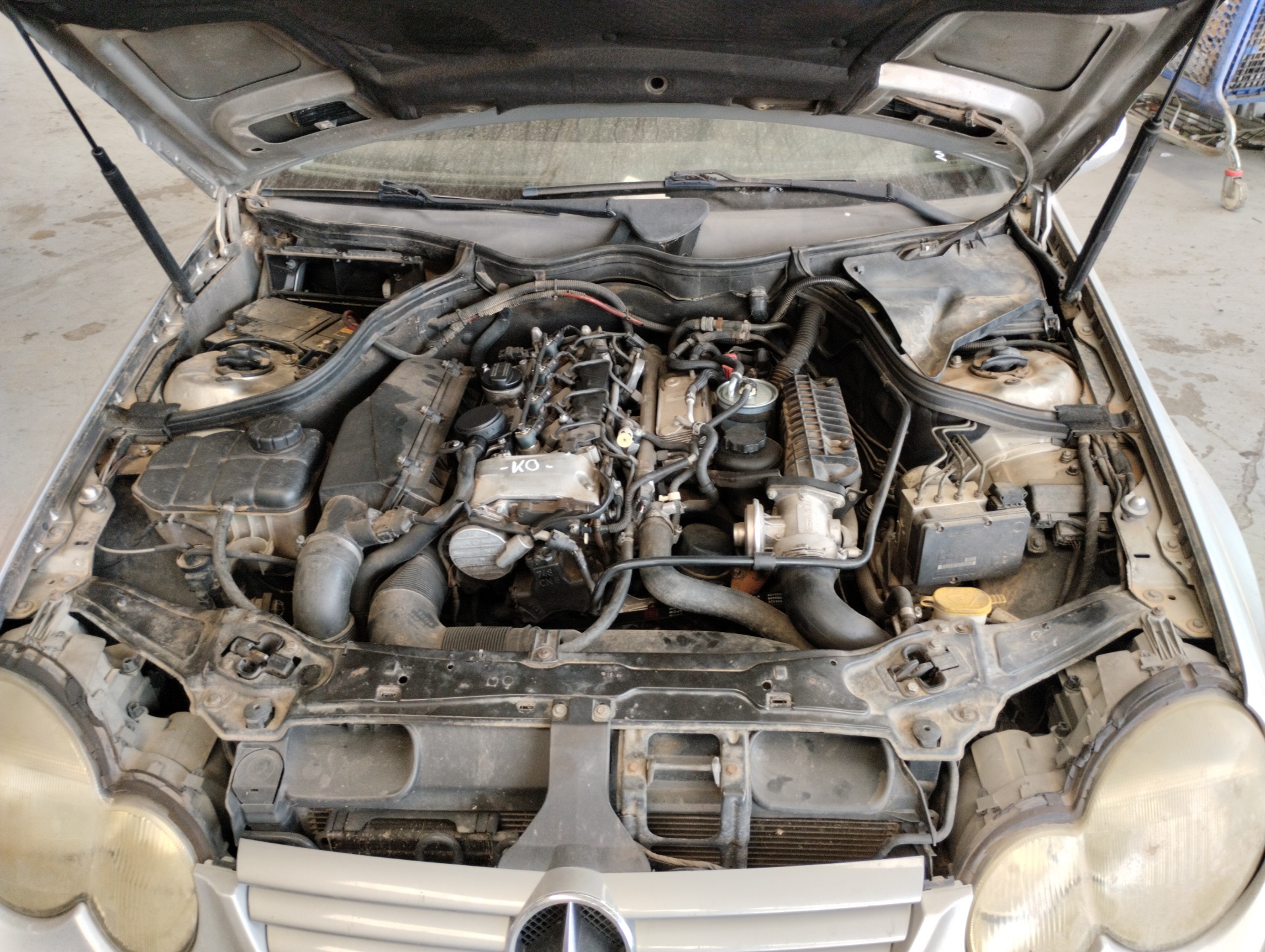 MERCEDES-BENZ C-Class W203/S203/CL203 (2000-2008) Other Engine Compartment Parts A6120700079 23022287