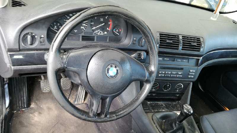 BMW 5 Series E39 (1995-2004) Galinis kairys pusašis 1229441 24063029