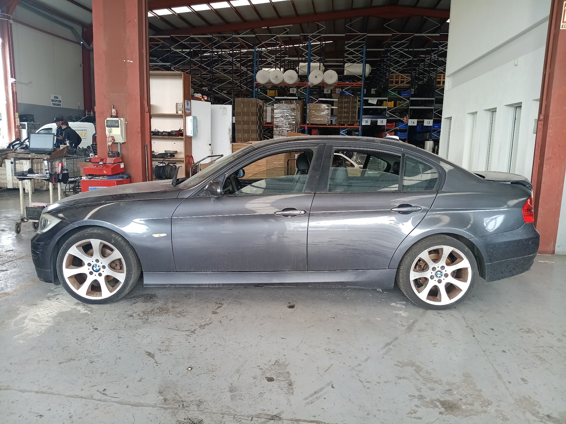 BMW 3 Series E90/E91/E92/E93 (2004-2013) Rear Right Door Window Regulator 71001603, 51357140590 24361100