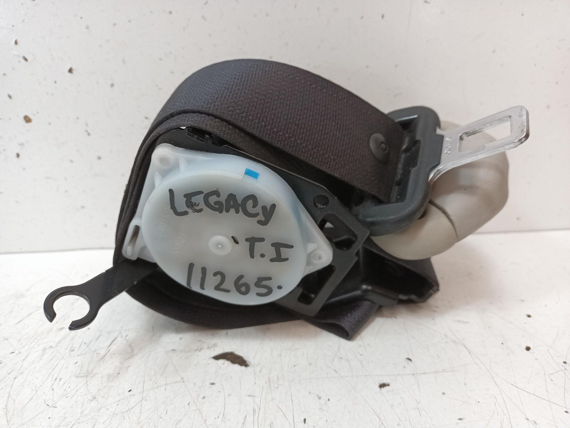 SUBARU Legacy 5 generation (2009-2015) Rear Left Seatbelt 71030109X9 24298814
