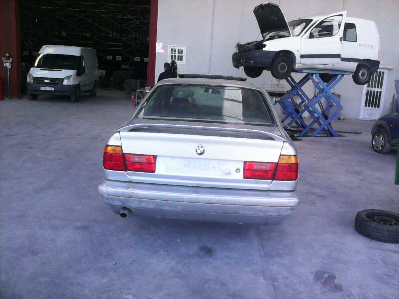BMW 5 Series E34 (1988-1996) Išmetimo kolektorius 1710824 24073850