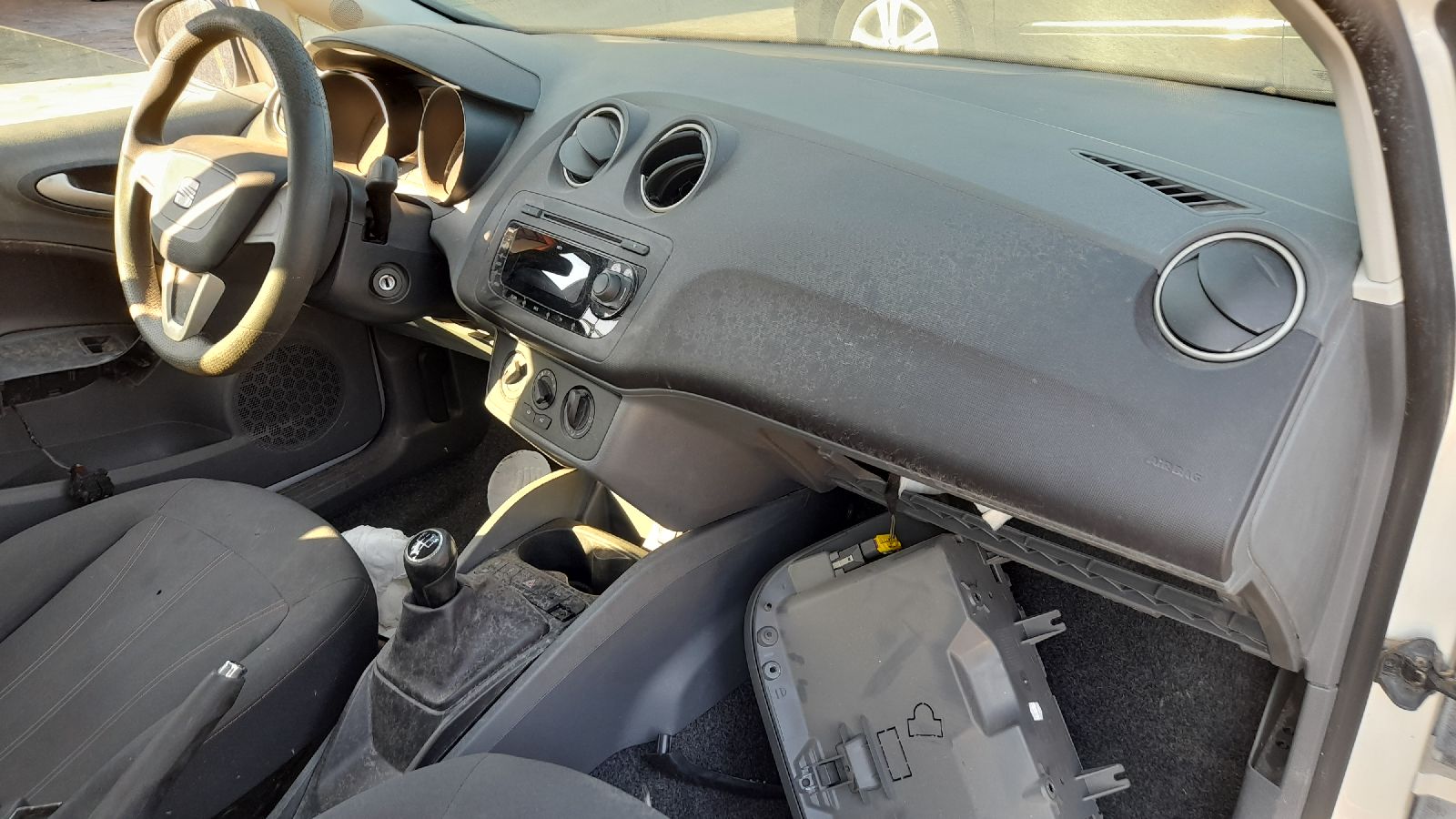 SEAT Ibiza 4 generation (2008-2017) Rankinio stabdžio rankena 6Q0711303AK 22800457