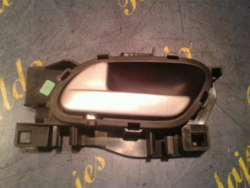 PEUGEOT 207 1 generation (2006-2009) Front Left Door Interior Handle Frame CROMADA 18902359