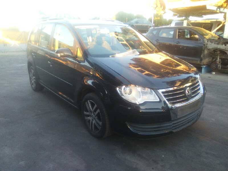 VOLKSWAGEN Touran 1 generation (2003-2015) Pommeau de changement de vitesse 1K0711031B 19042288