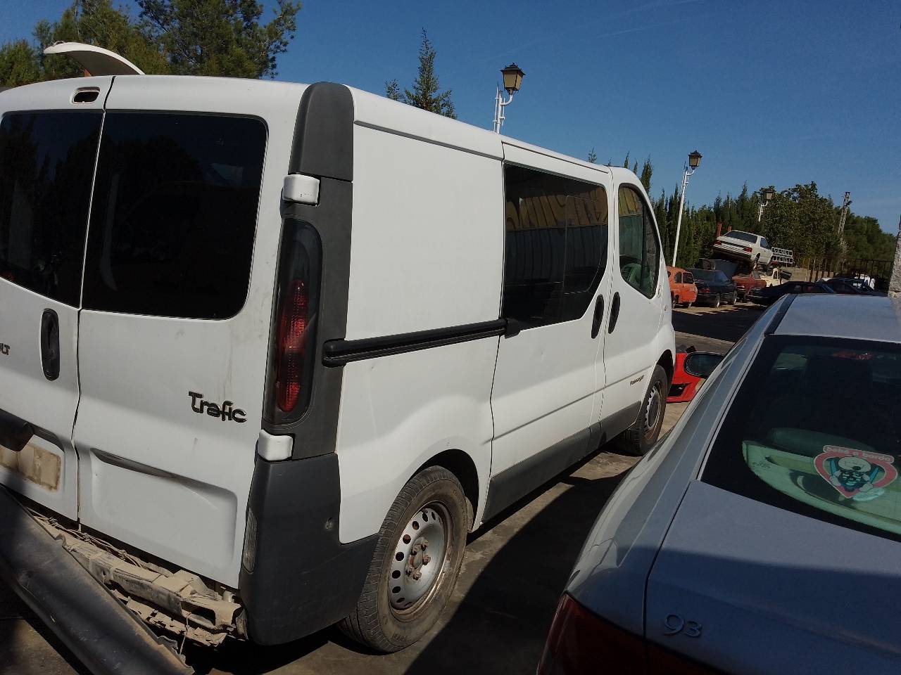 RENAULT Trafic 2 generation (2001-2015) Priekšējais labais lukturis 8200701356 25712375