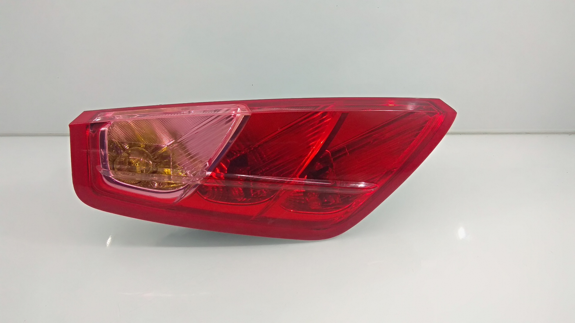 FIAT Grande Punto 1 generation (2006-2008) Rear Left Taillight 25077953