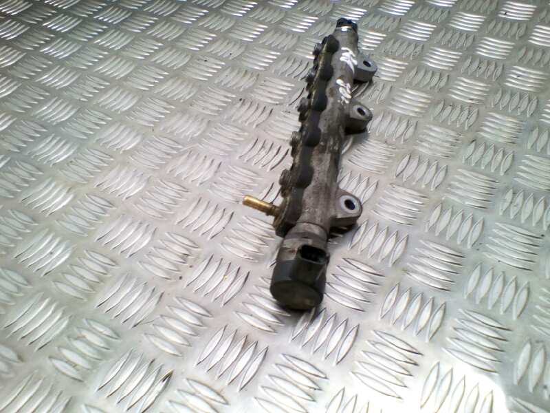 RENAULT Trafic 2 generation (2001-2015) Fuel Rail 8200661279 24405227