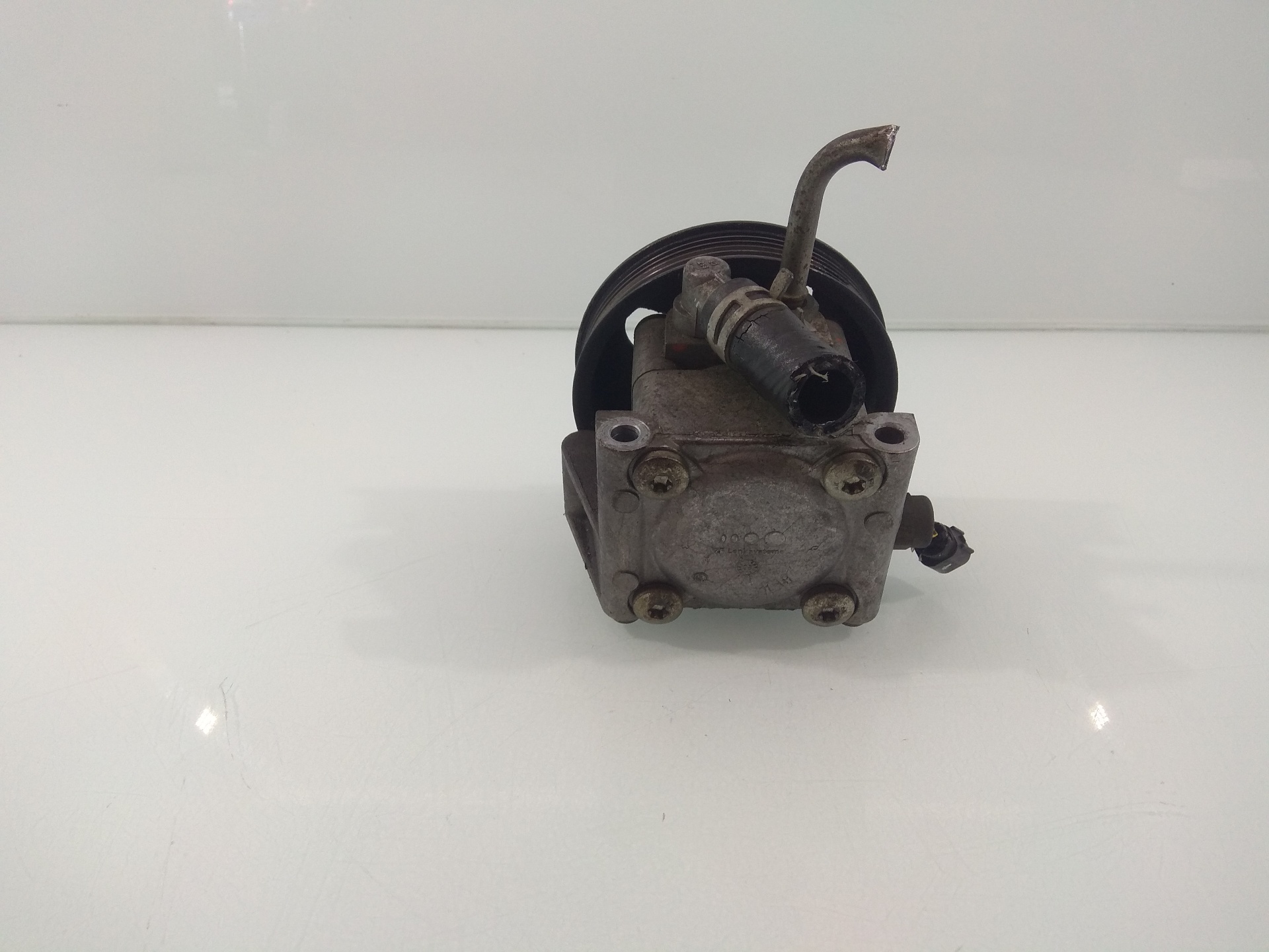 FORD Focus 1 generation (1998-2010) Power Steering Pump 2S413A696AA 19231460