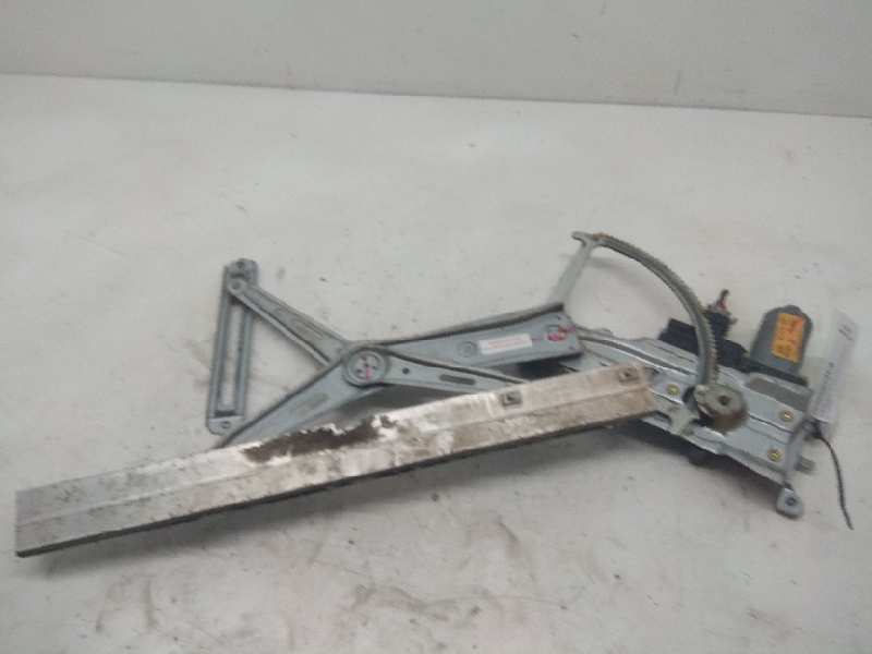 OPEL Corsa B (1993-2000) Front Left Door Window Regulator 90579355 19019879