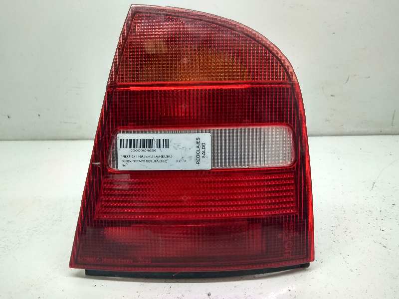 SKODA Octavia 1 generation (1996-2010) Rear Right Taillight Lamp FASEI 18856868