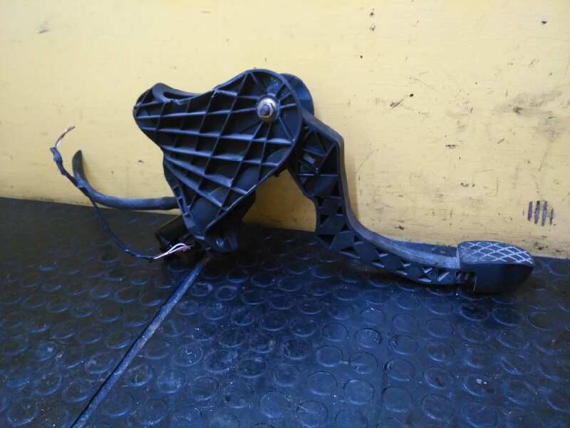 SEAT Toledo 3 generation (2004-2010) Clutch Pedal 1K1721059AD 19021987