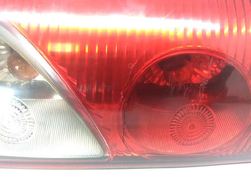 RENAULT Kangoo 2 generation (2007-2021) Rear Right Taillight Lamp ASTILLADO 19110614